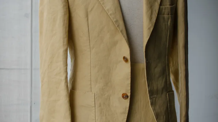 Sắc màu mùa hè – Beige Linen Suit