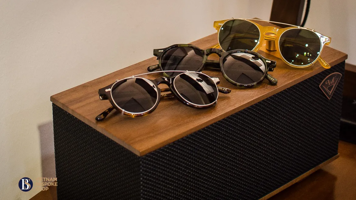 (Language – English) THE BESPOKE DUDES EYEWEAR – THE JUST-RIGHT COMBINATION OF CLASSIC AND MODERN