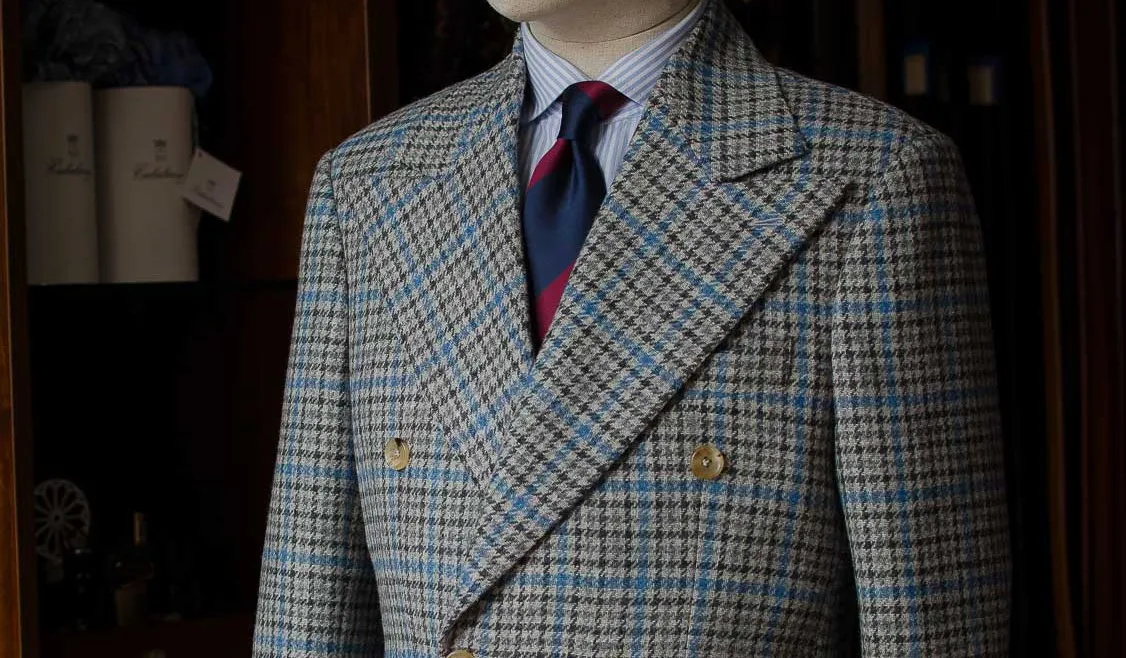 (Language – Tiếng Việt) Double Breasted Tweed Suit với vải Tweed đặc biệt từ Holland & Sherry.