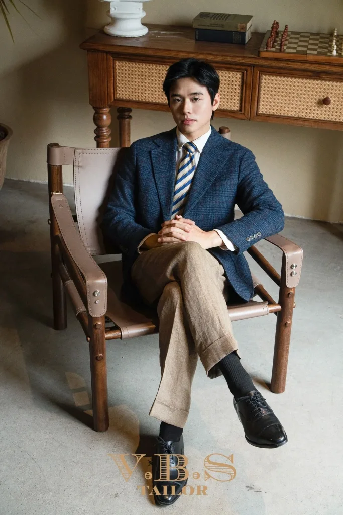 https://bespokeshop.vn/wp-content/uploads/2025/06/20250401-VBS-Tailor-Spring-Summer-Lookbook-2025-8265-compressed-683x1024.webp