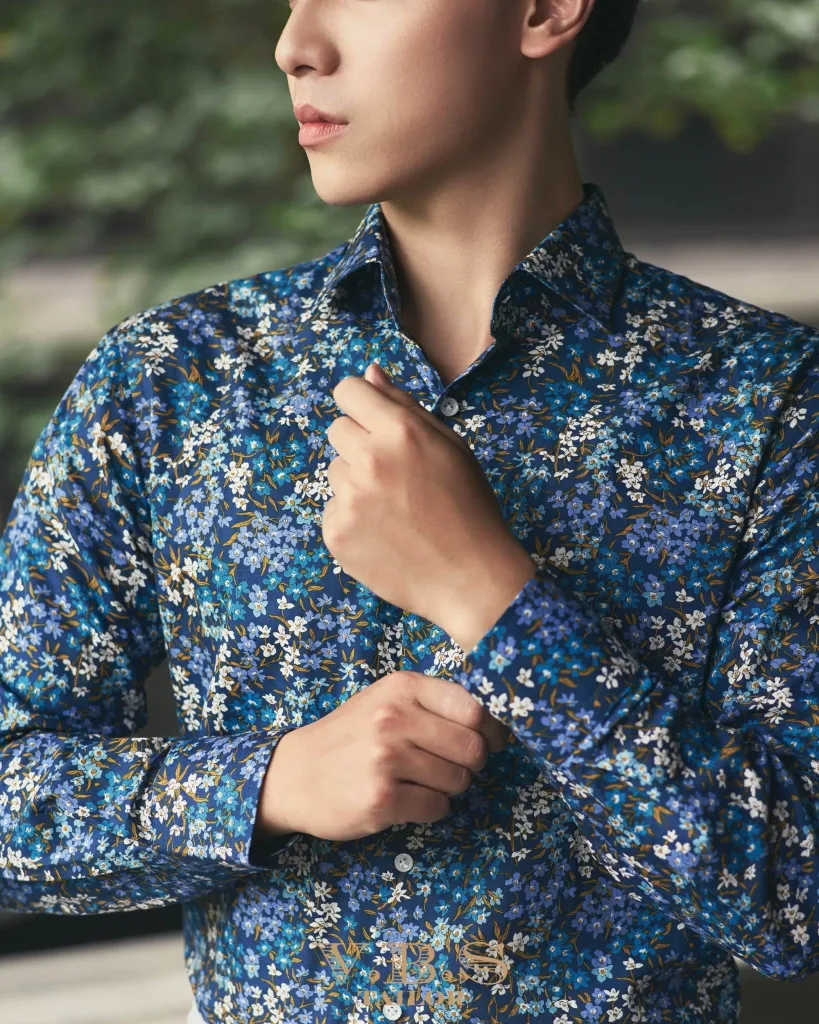 https://bespokeshop.vn/wp-content/uploads/2025/07/VBS-Áo-hoa-12-1-819x1024.webp