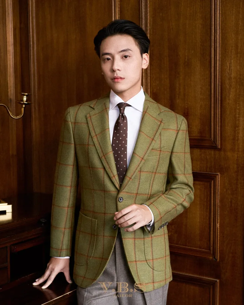https://bespokeshop.vn/wp-content/uploads/2025/12/winter-11-819x1024.webp