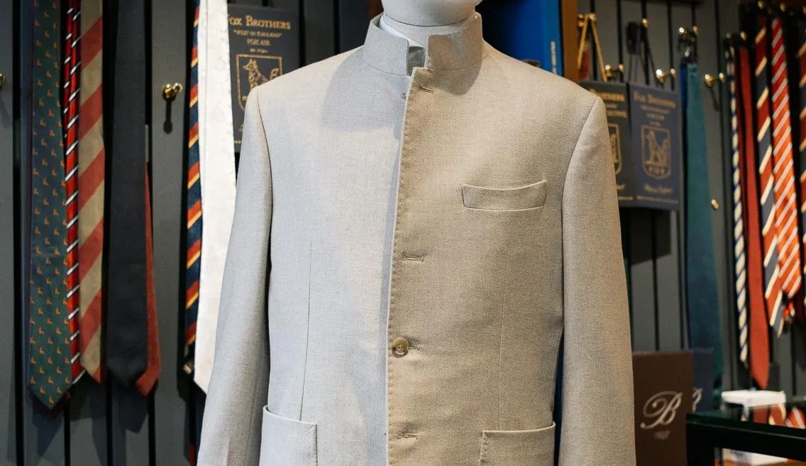 ÁO JACKET CỔ TÀU MÀU BE DRAPERS