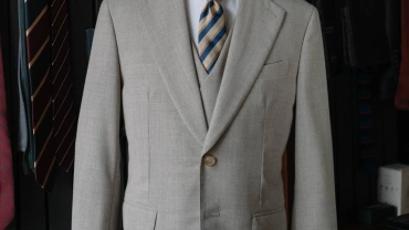 BỘ SUIT 3 MẢNH DRAPERS MÀU XÁM NHẠT