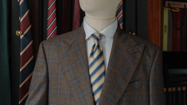 ÁO BLAZER MÀU NÂU KẺ Ô XANH DƯƠNG